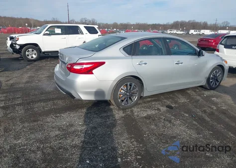 2016 Nissan Altima 2.5 Sv z USA, uszkodzony, nr VIN 1N4AL3AP9GC274613